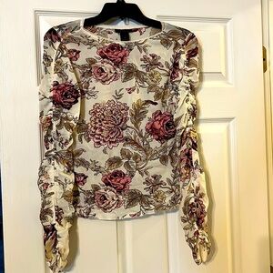 Ladies top The Limited szMedium